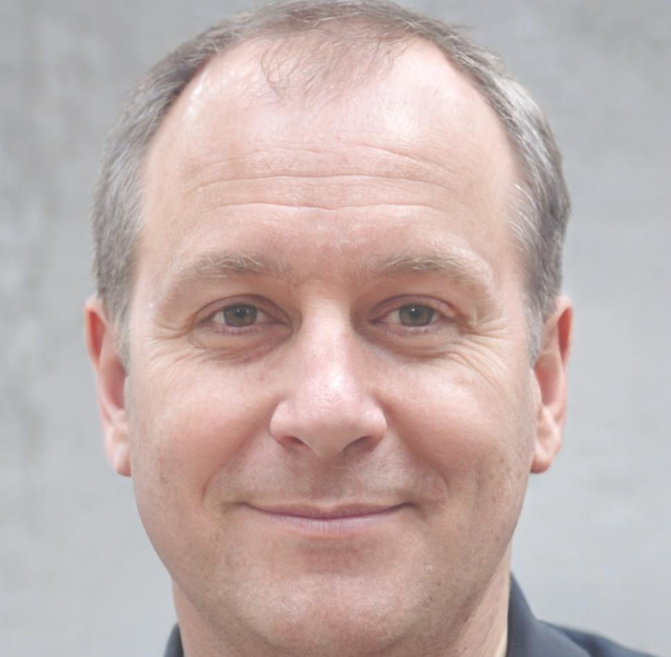 Senior market analyst with expertise in Korean financial markets